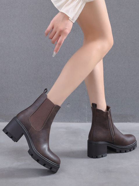 Aura - Stövlar med bred klack